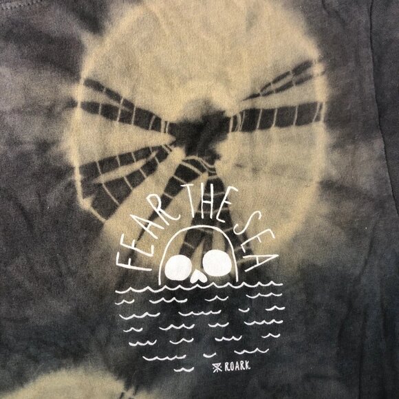 Authentic Roark Revival ‘Fear The Sea’ T-Shirt Adult Size S Tie Dye Surfer NWT - Picture 1 of 6